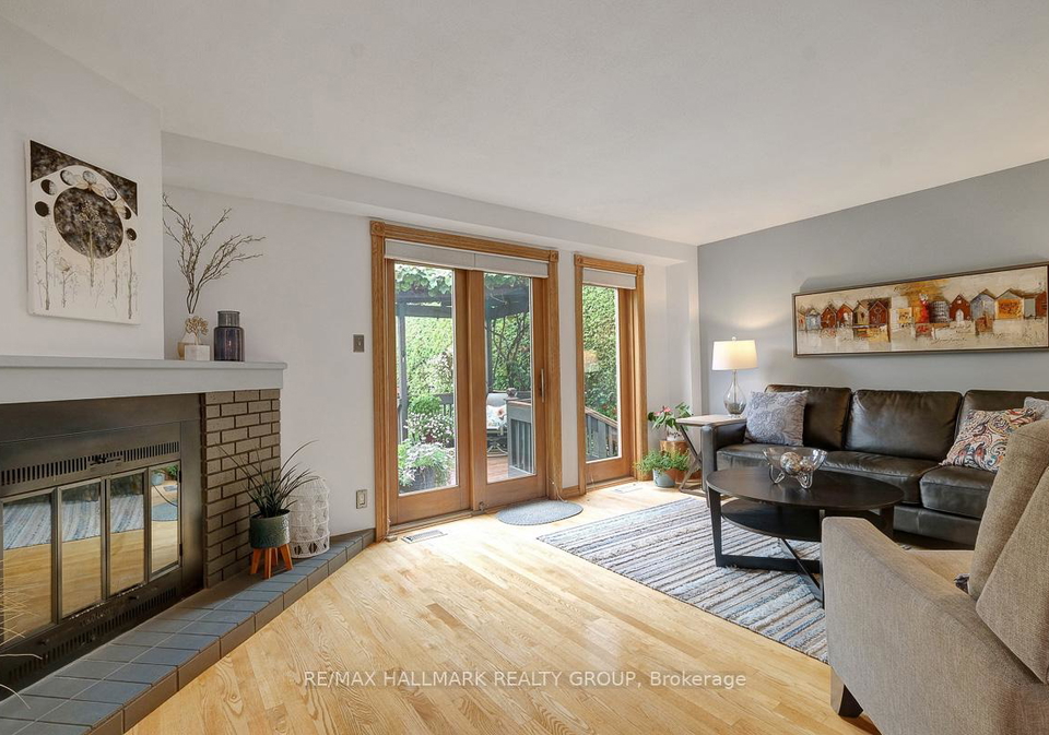 30-melville-drive-ottawa-ontario-x12356623