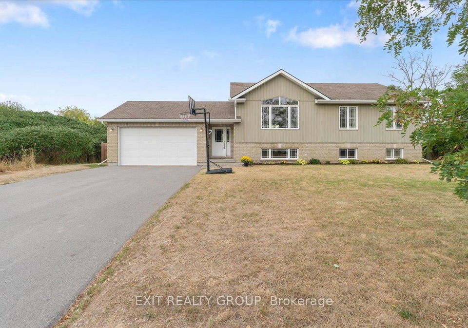 506-county-road-19-prince-edward-county-ontario-x12356693