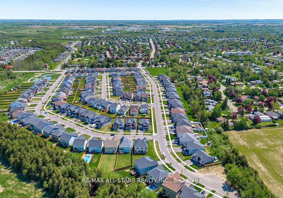 92-hennessey-crescent-kawartha-lakes-ontario-x12356695