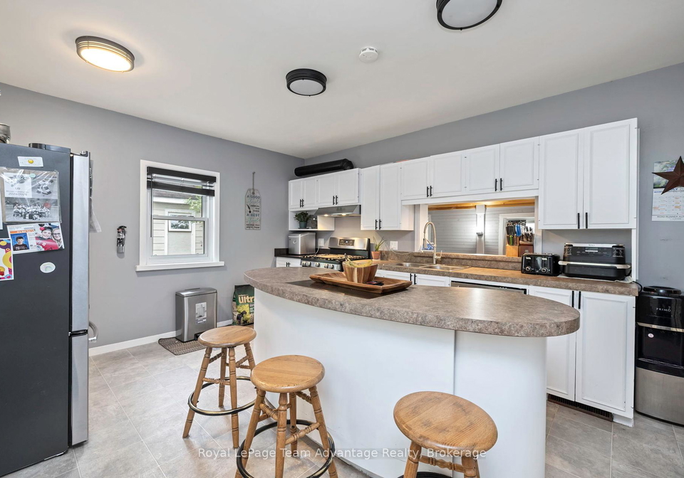 122-gibson-street-parry-sound-ontario-x12356750