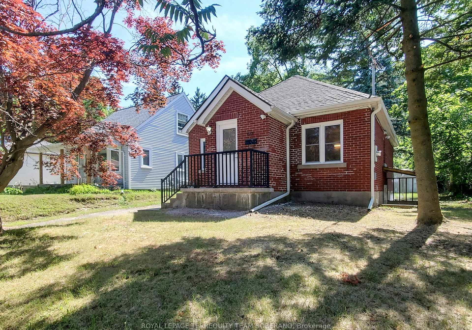 13-roslin-avenue-n-waterloo-ontario-x12356765