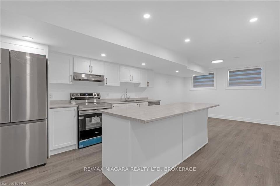 7426-parkside-road-niagara-falls-ontario-x12356818