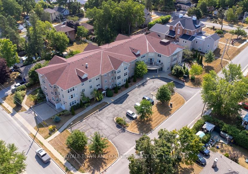 8-huron-street-kawartha-lakes-ontario-x12356844