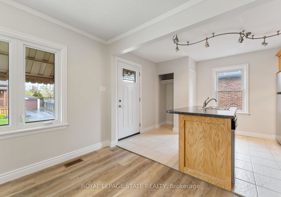 65-east-11th-street-hamilton-ontario-x12356922