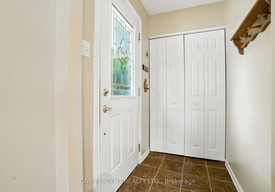 284-anna-avenue-ottawa-ontario-x12356990