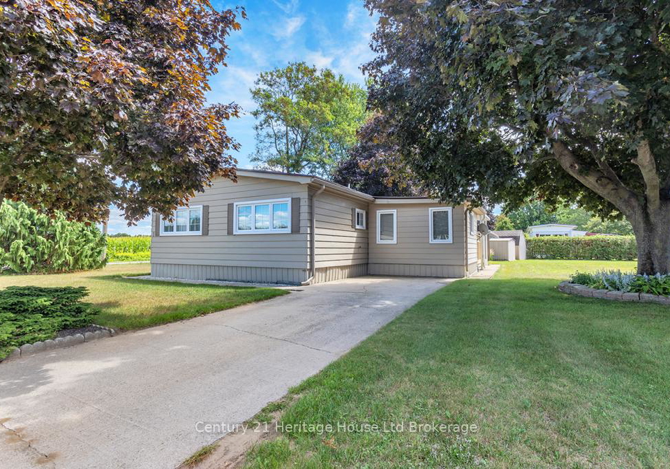 1-fourth-street-norfolk-ontario-x12357011