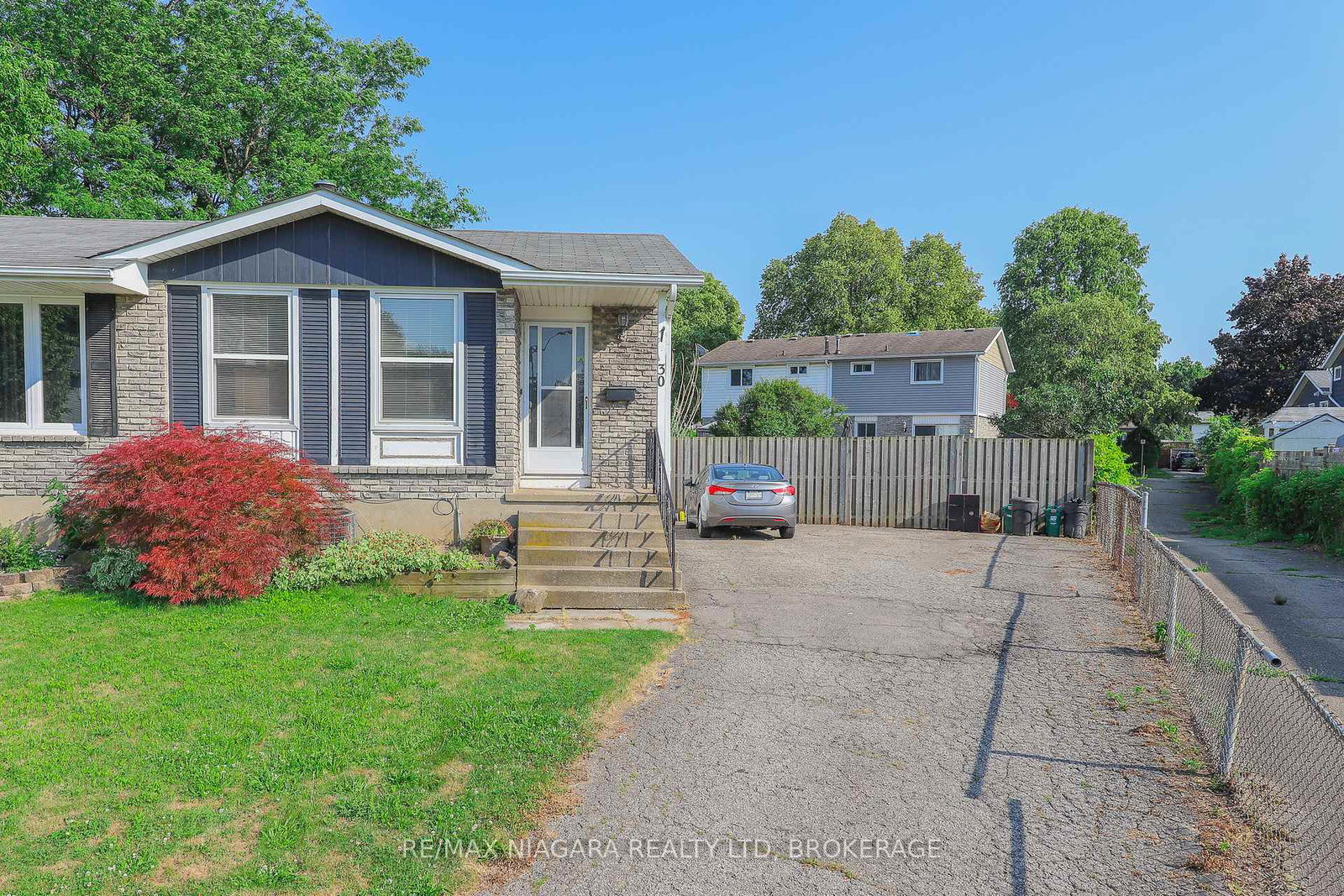 30-garfield-lane-st-catharines-ontario-x12357183