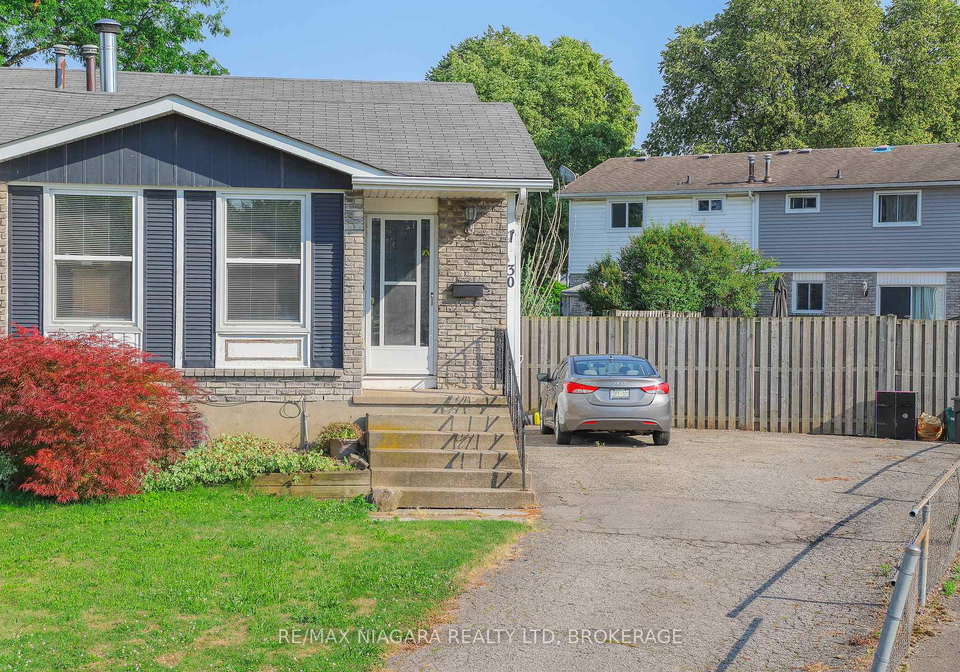30-garfield-lane-st-catharines-ontario-x12357183