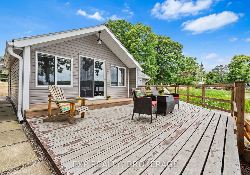 1035-lloyd-lane-frontenac-ontario-x12357382