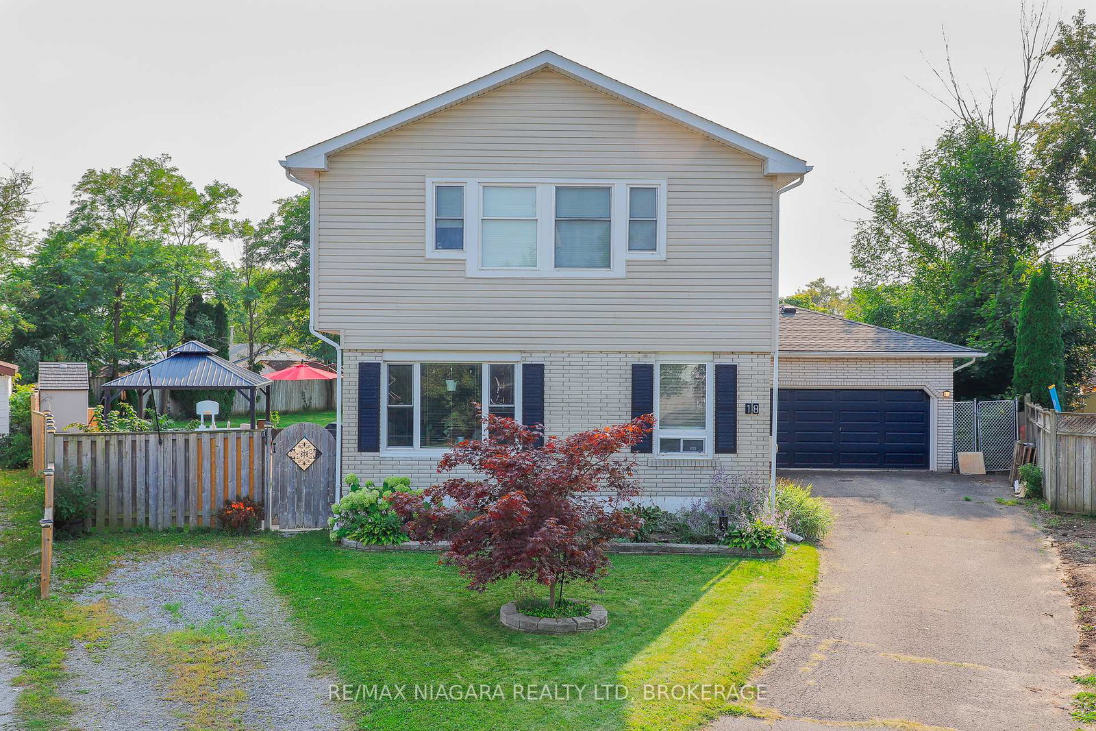 18-roxborough-court-st-catharines-ontario-x12357415