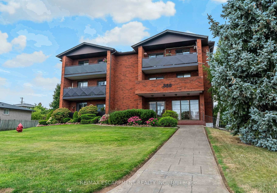 386-highway-8-hamilton-ontario-x12357459