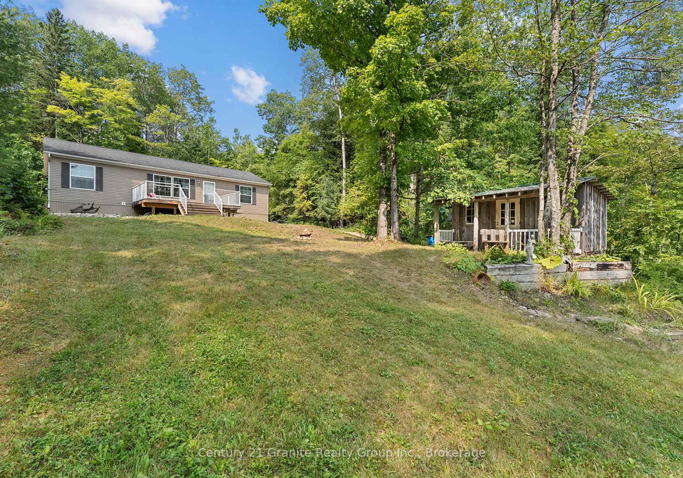 2275-kennisis-lake-road-dysart-et-al-ontario-x12357507