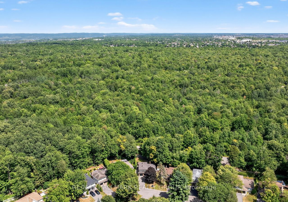 30-oakhurst-crescent-ottawa-ontario-x12357538