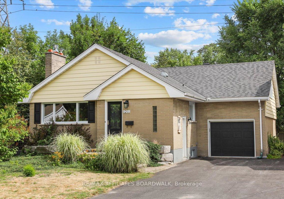 1211-woodside-drive-ottawa-ontario-x12357555