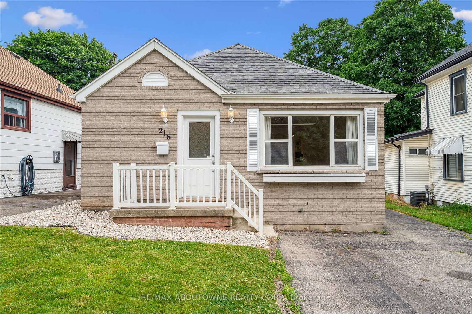 216-bell-avenue-hamilton-ontario-x12357608