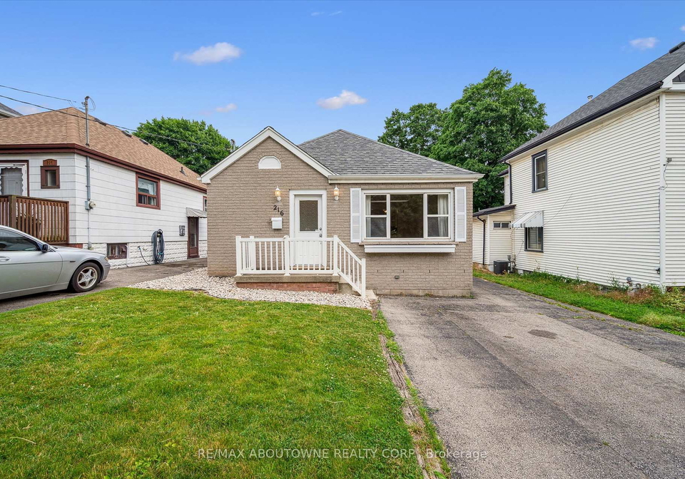 216-bell-avenue-hamilton-ontario-x12357608