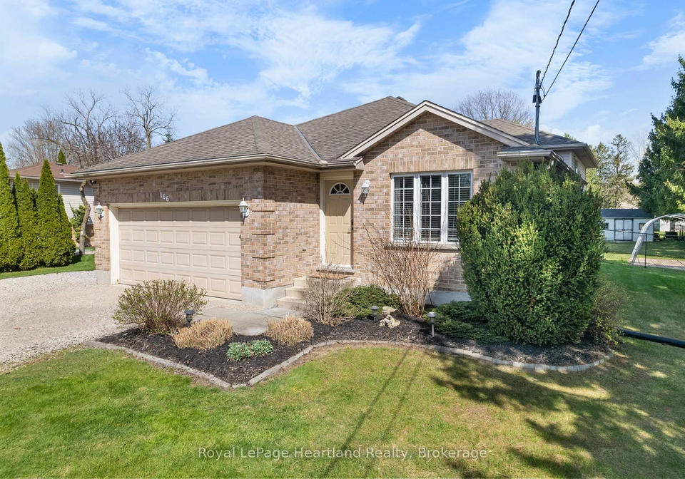 166-west-park-drive-north-middlesex-ontario-x12357668