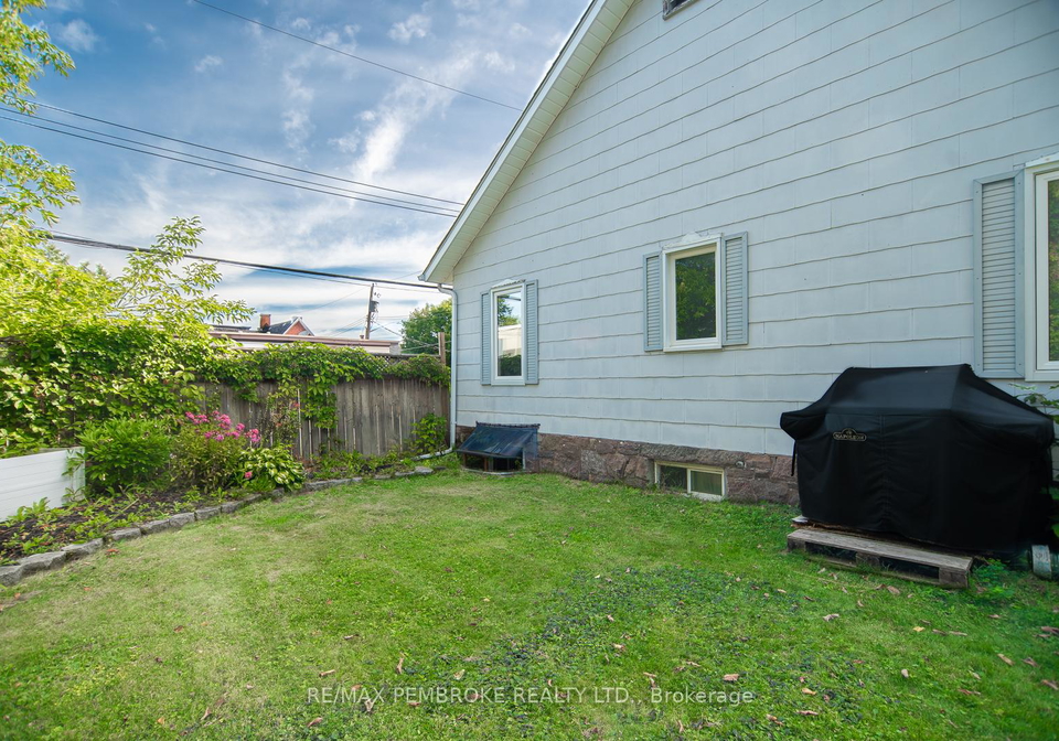 382-mary-street-pembroke-ontario-x12357743