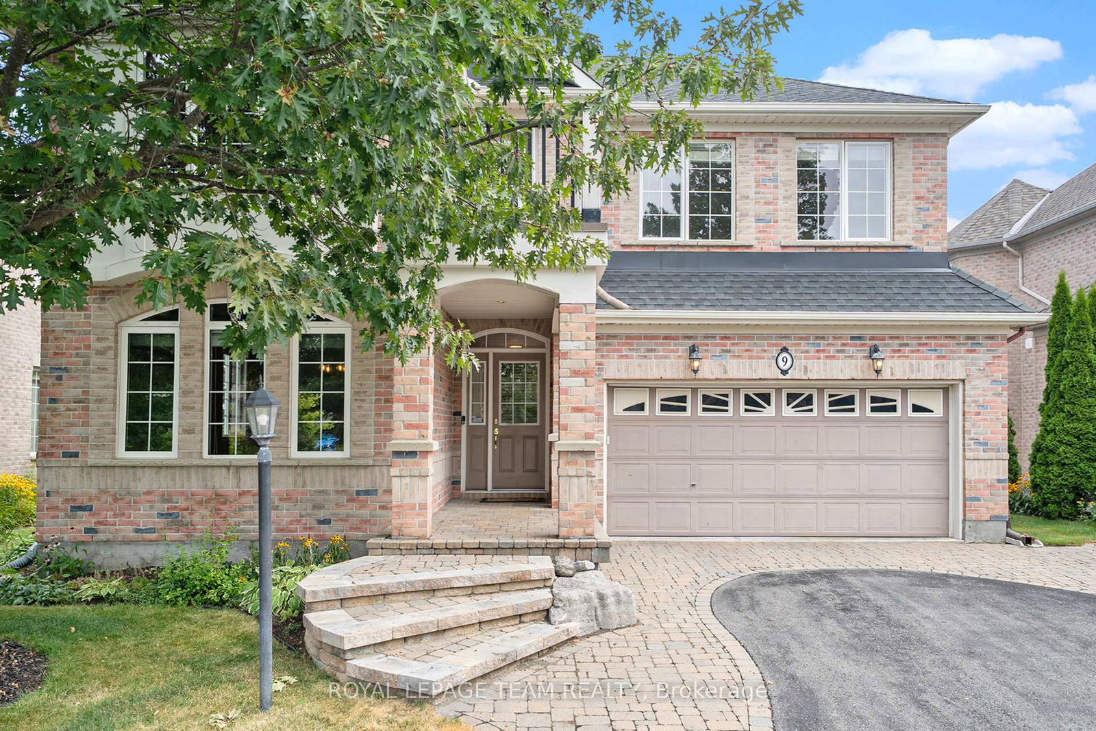 9-fencerow-way-ottawa-ontario-x12357764