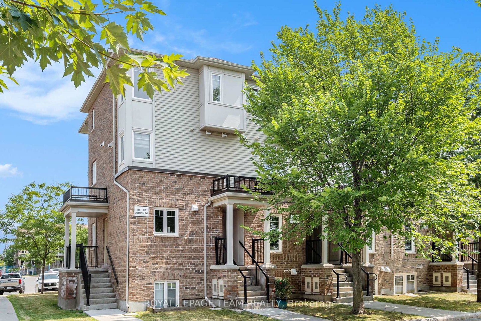 168-urbancrest-private-ottawa-ontario-x12358208