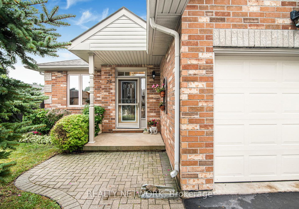 critzia-drive-hamilton-ontario-x12358298