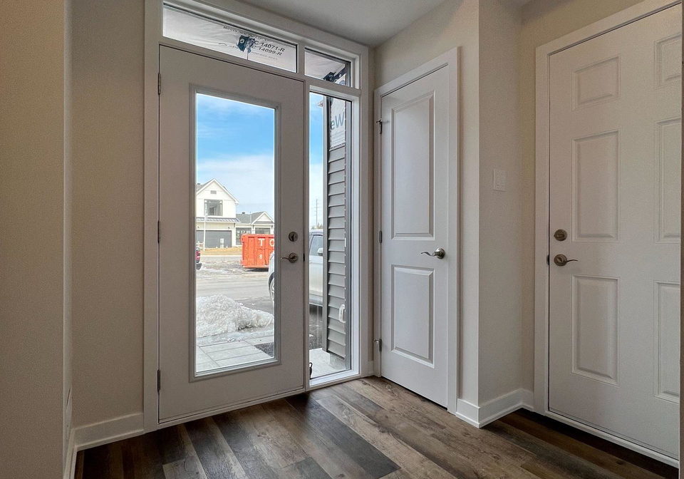 106-venasque-private-ottawa-ontario-x12358584