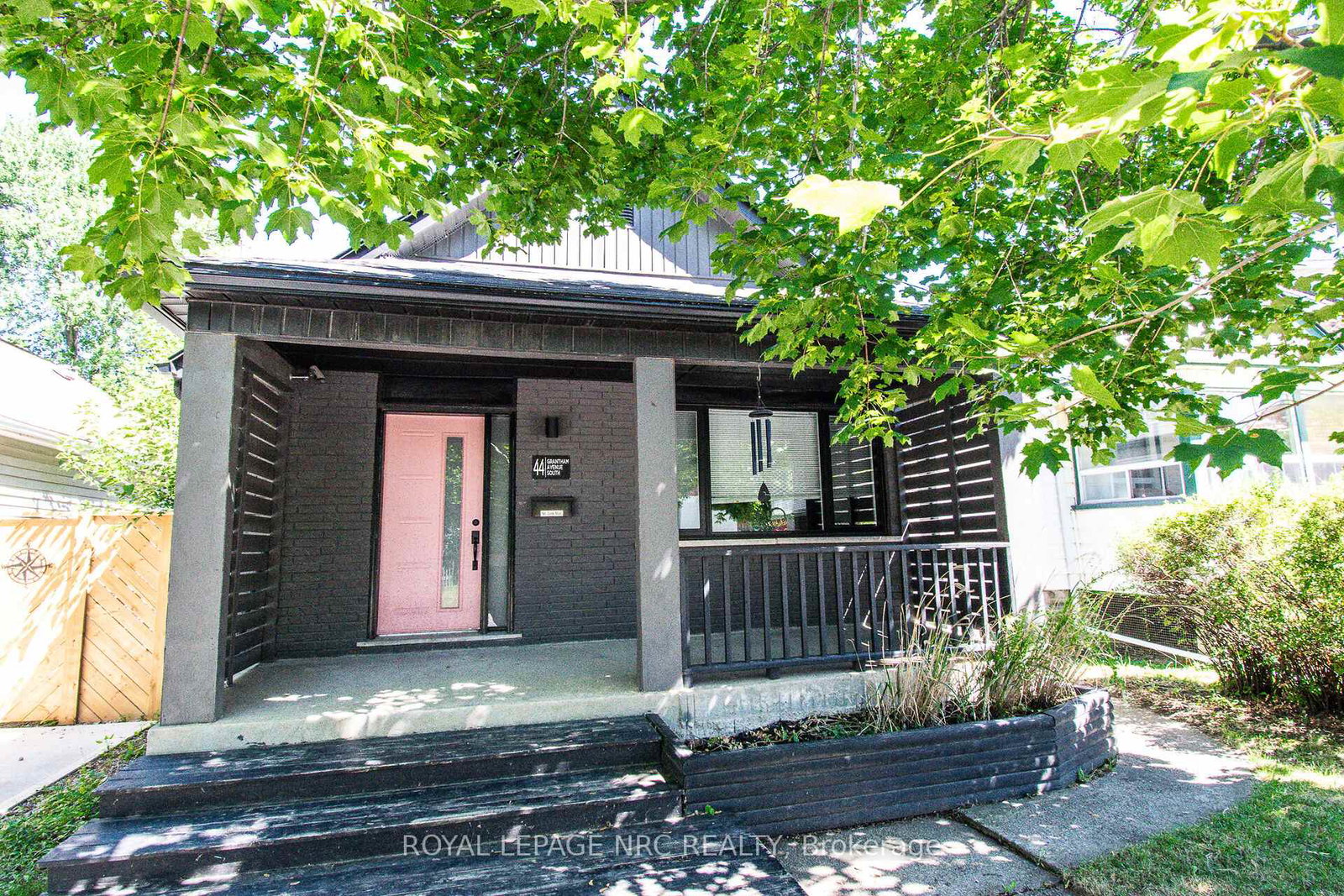 44-grantham-avenue-s-st-catharines-ontario-x12358625