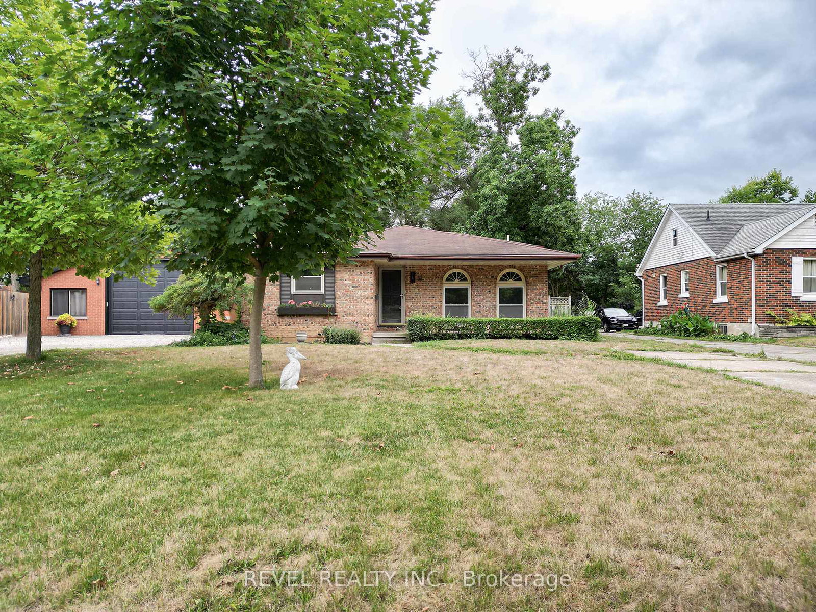 11-glenwood-drive-brantford-ontario-x12358633
