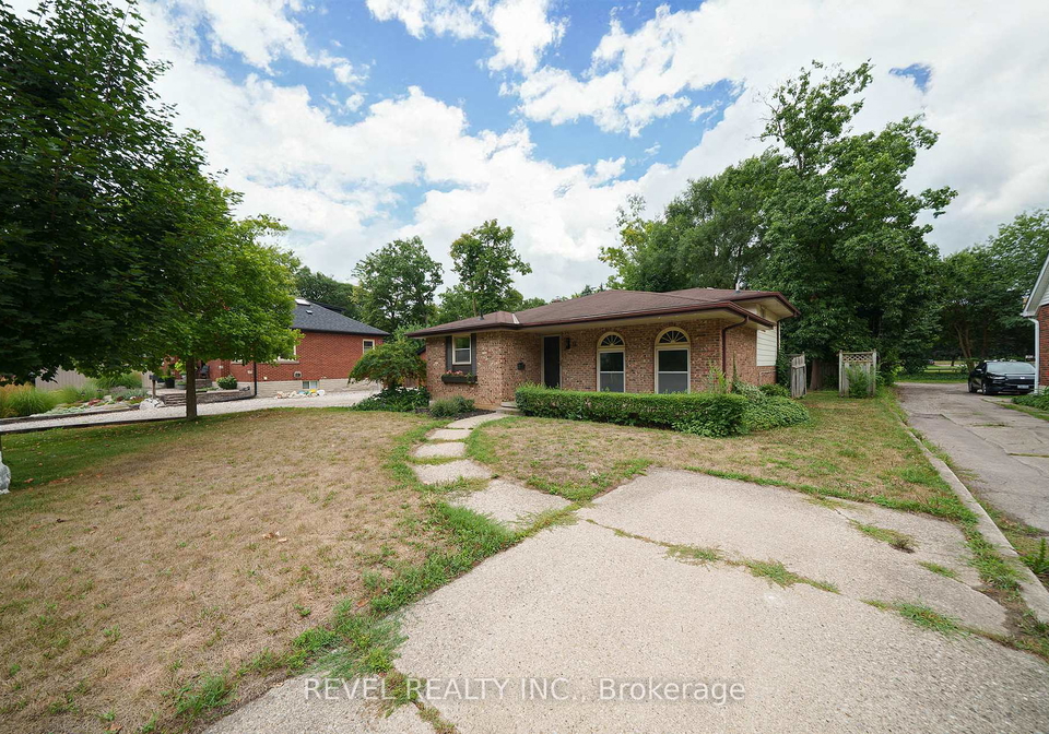 11-glenwood-drive-brantford-ontario-x12358633