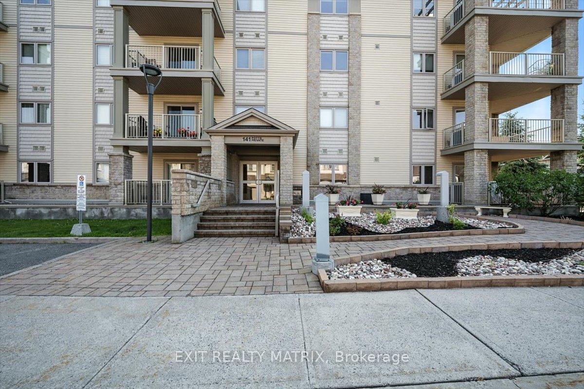 141-potts-private-ottawa-ontario-x12358717