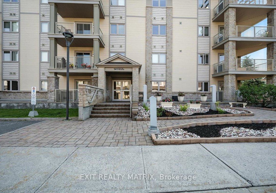 141-potts-private-ottawa-ontario-x12358717