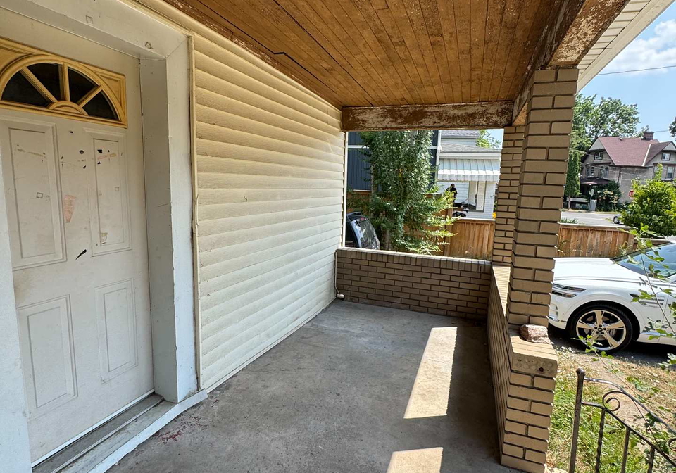 4697-eastwood-crescent-niagara-falls-ontario-x12358722