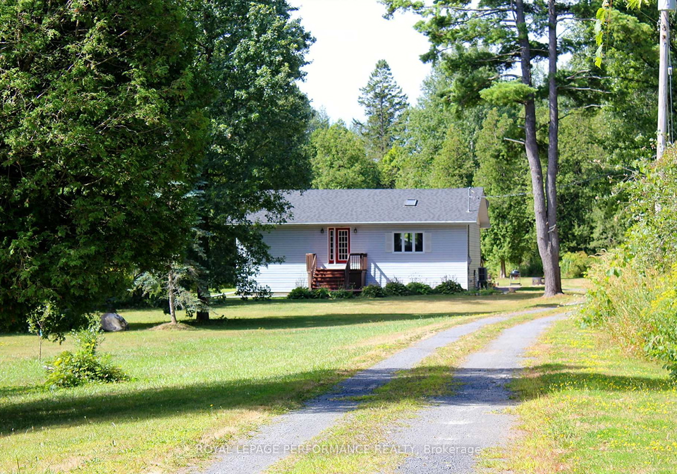 4692-okeefe-road-south-stormont-ontario-x12358897