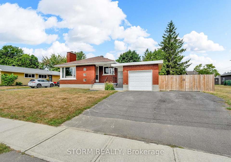 21-st-lawrence-street-south-stormont-ontario-x12359241
