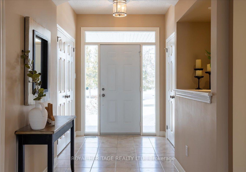 51-south-harbour-drive-kawartha-lakes-ontario-x12359392