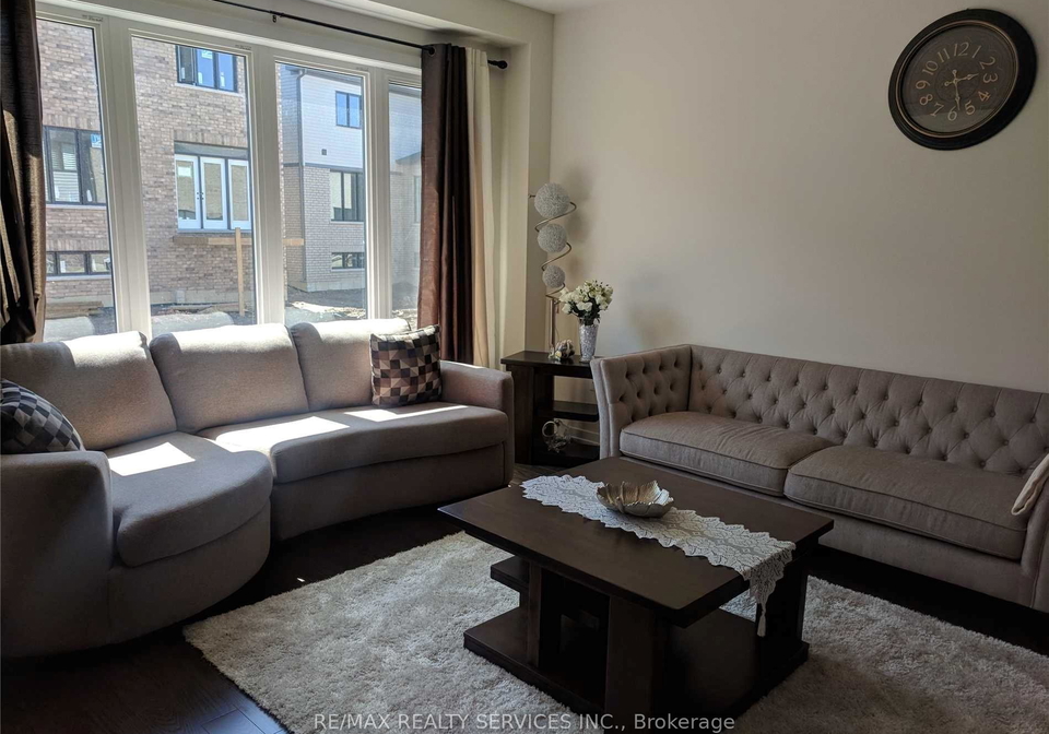 37-prestwick-street-hamilton-ontario-x12359408