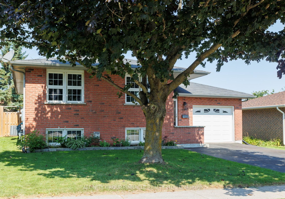 53-madill-crescent-kawartha-lakes-ontario-x12359484