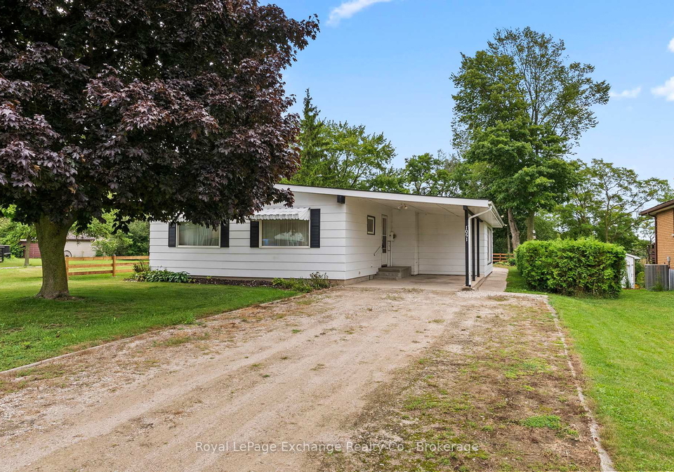 1051-sutton-street-kincardine-ontario-x12359485
