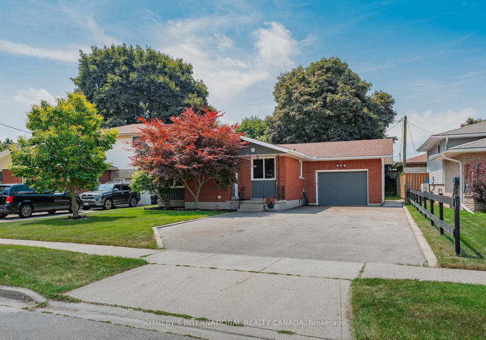 1679-holley-crescent-cambridge-ontario-x12359517