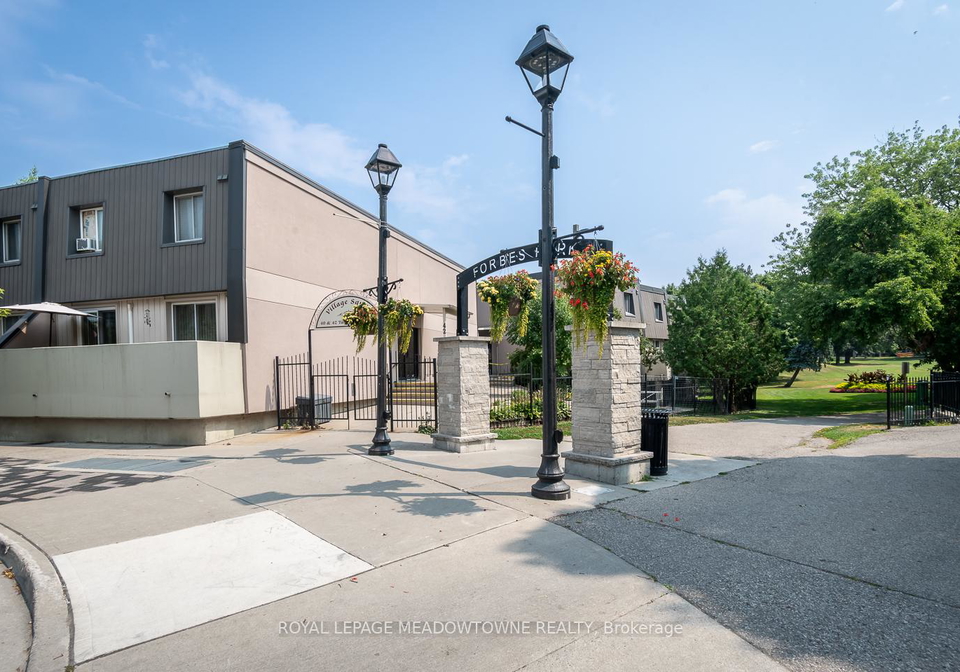 42-tannery-street-e-cambridge-ontario-x12359585