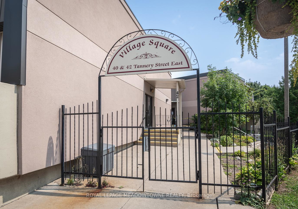 42-tannery-street-e-cambridge-ontario-x12359585