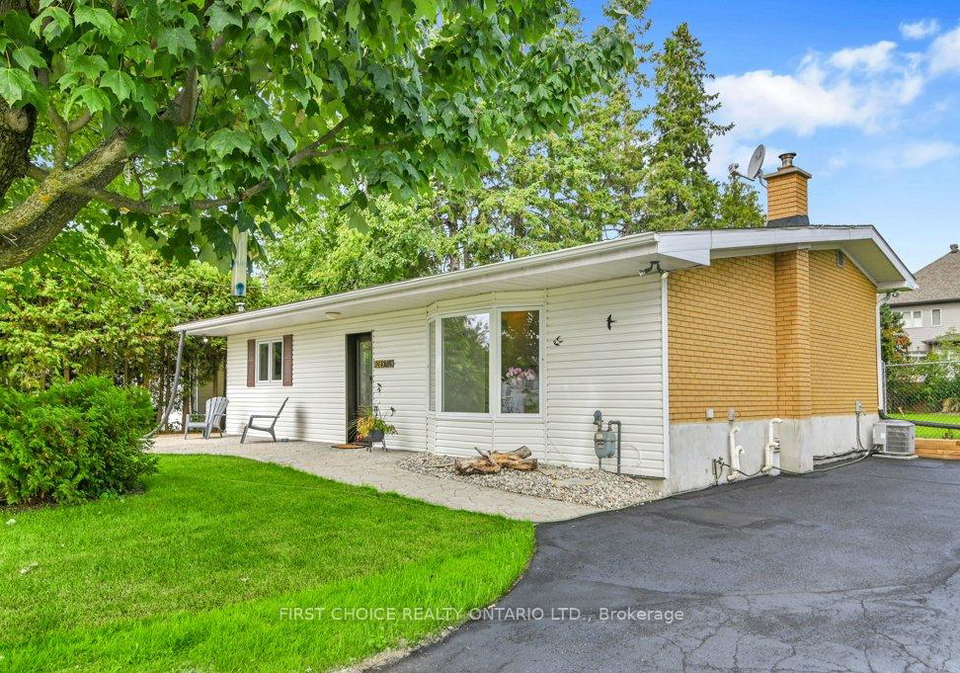 3085-analdea-drive-ottawa-ontario-x12359627