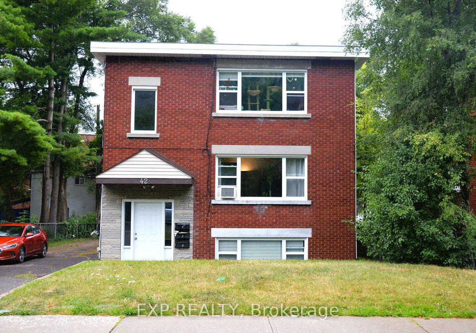 4lavergne-st-street-e-ottawa-ontario-x12359636