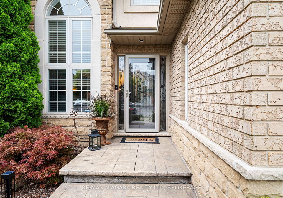 4493-frances-crescent-lincoln-ontario-x12359834