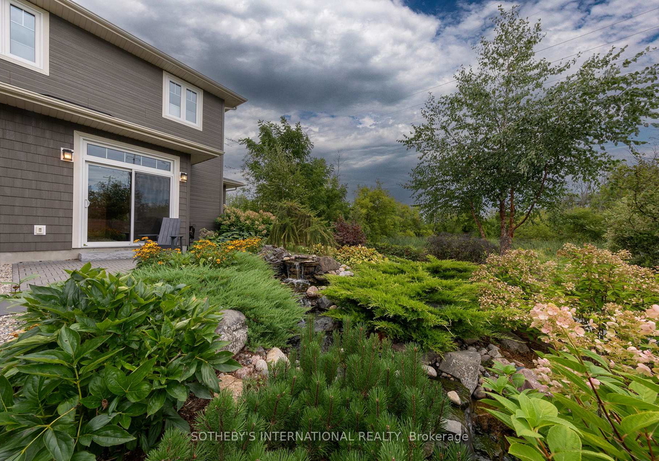 285-stone-street-n-gananoque-ontario-x12359940