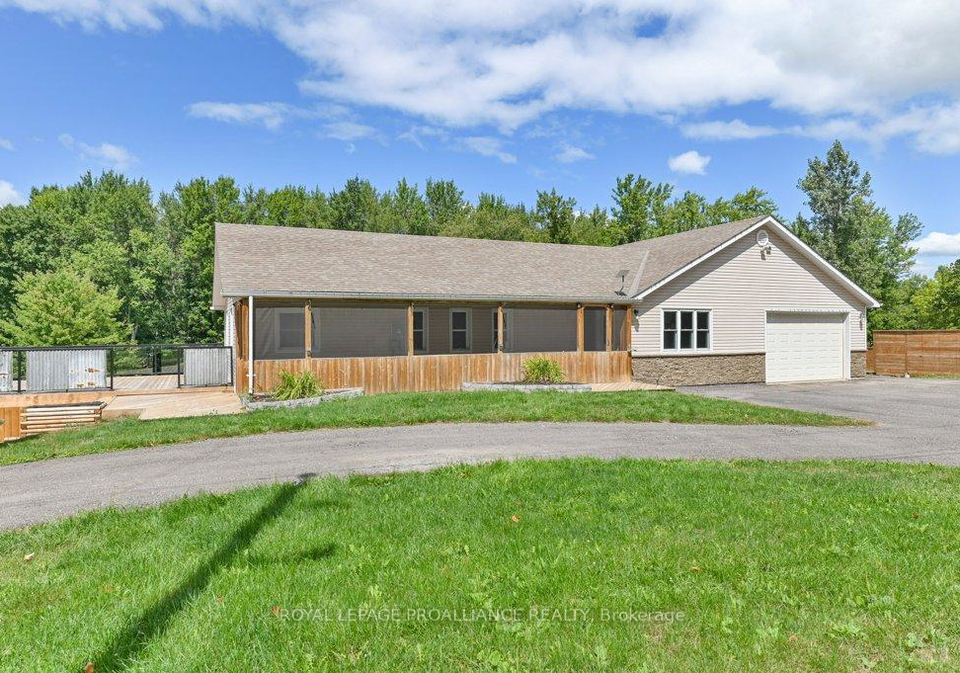 90-free-road-quinte-west-ontario-x12360145