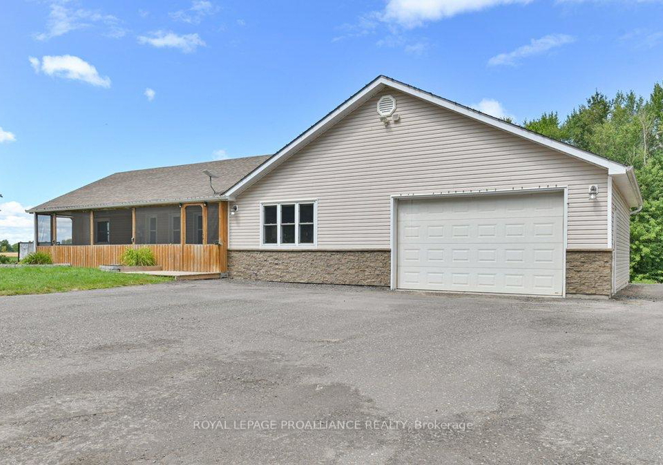 90-free-road-quinte-west-ontario-x12360145