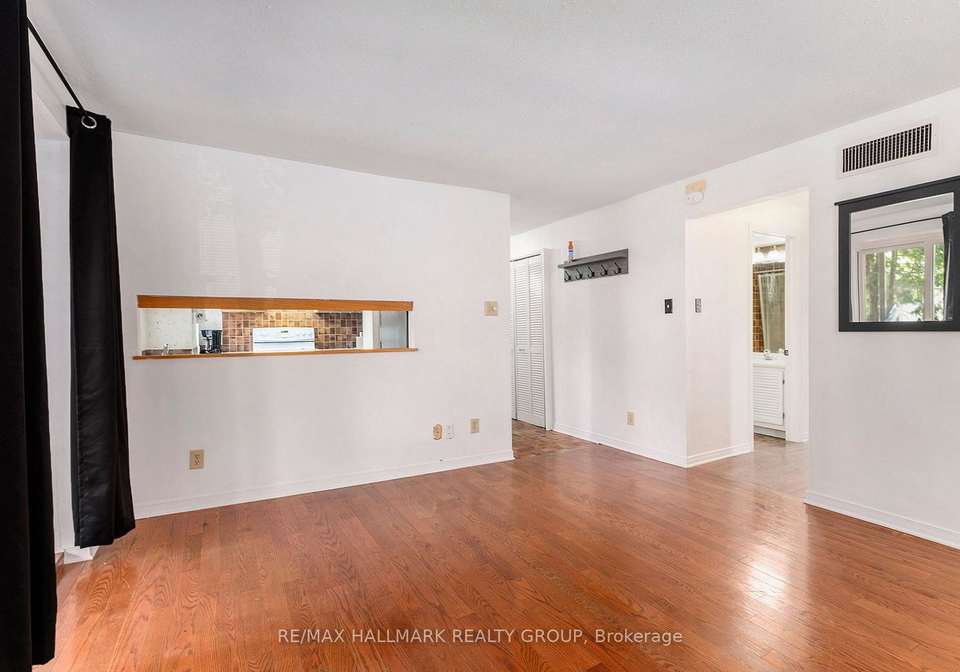 244-charlotte-street-ottawa-ontario-x12360162