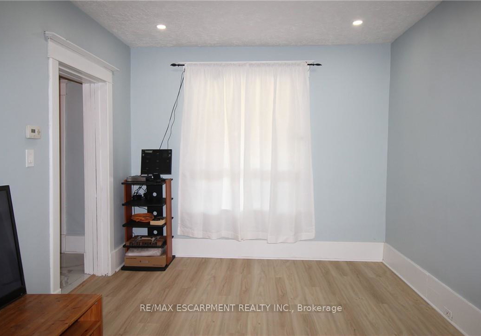 701-wilson-street-hamilton-ontario-x12360228