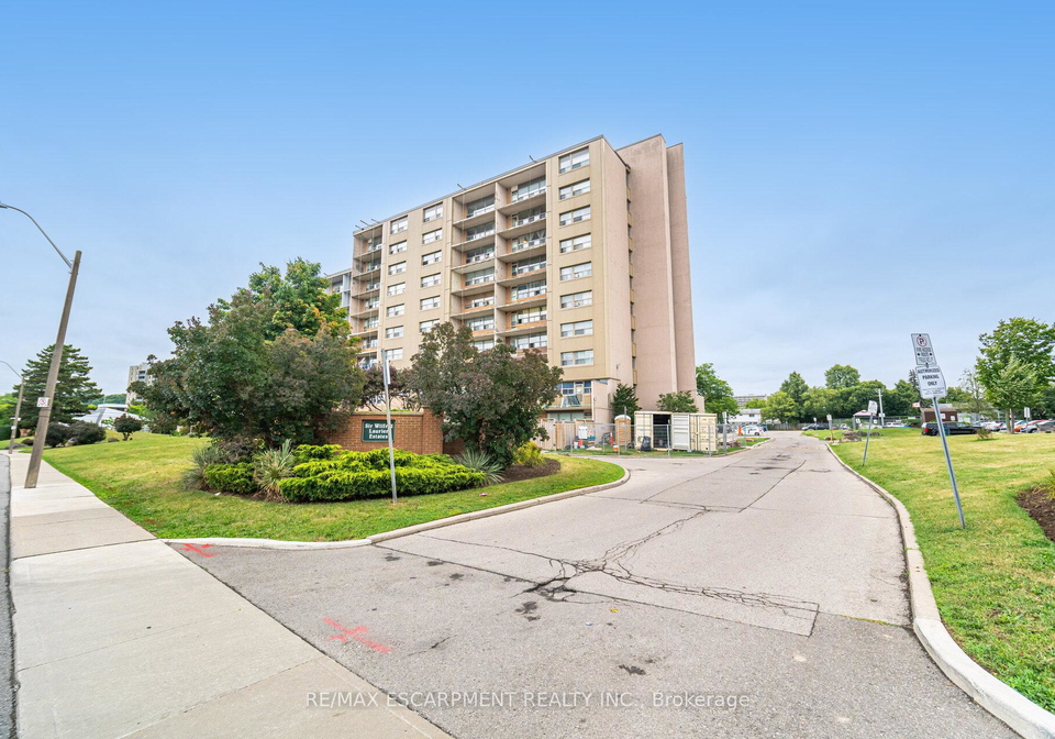 15-albright-road-hamilton-ontario-x12360264